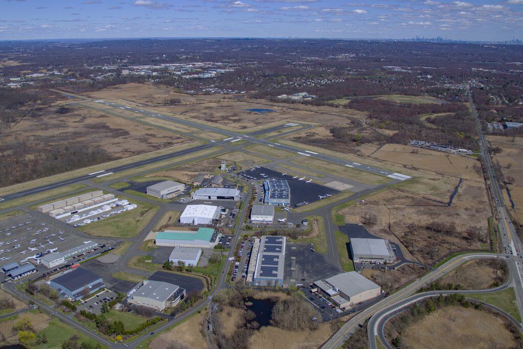 Airport Information MMU Morristown Airport New Jersey General
